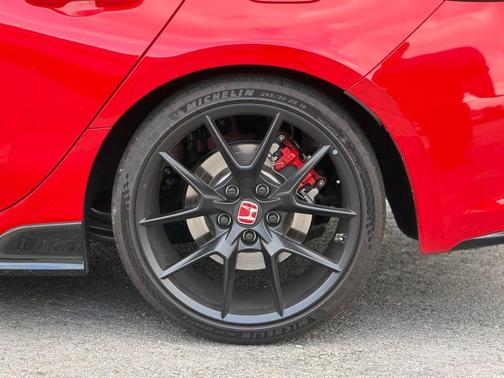 Rallye Red 2025 Honda Civic Type R