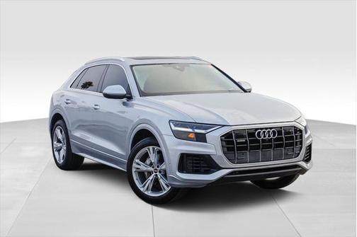 2022 Audi Q8 55 Premium Plus