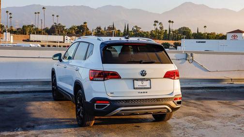 2022 Volkswagen Taos 1.5T SE