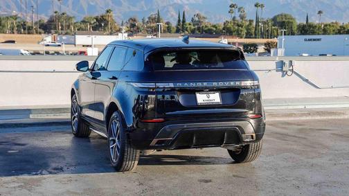 2024 Land Rover Range Rover Evoque Dynamic SE