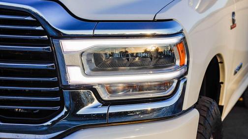 2024 RAM 2500 Laramie Crew Cab 4x4 6'4' Box