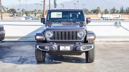 2025 Jeep Gladiator Sport S