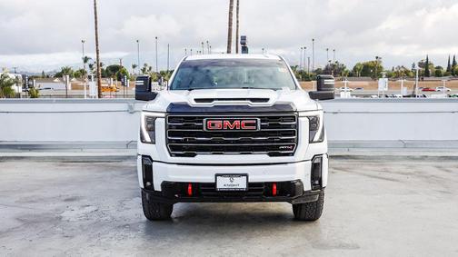 Summit White 2025 GMC Sierra 2500 AT4