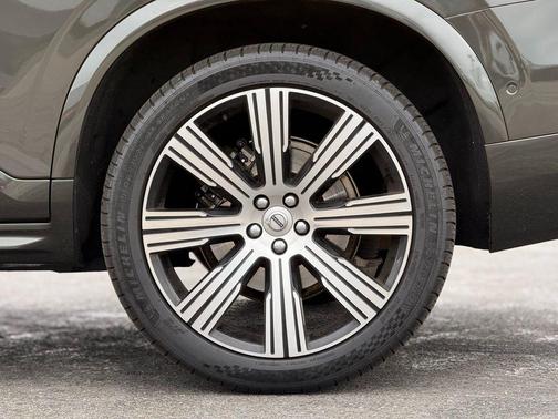 2020 Volvo XC90 T6 Inscription
