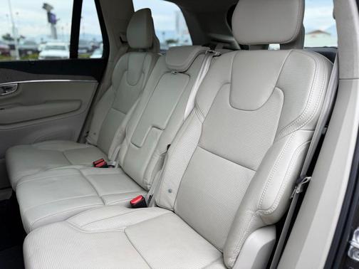 2020 Volvo XC90 T6 Inscription