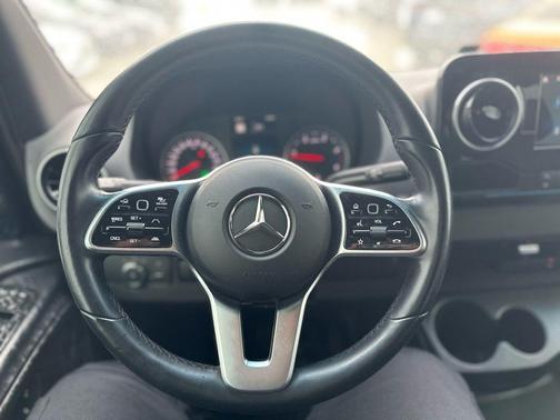 2021 Mercedes-Benz Sprinter 2500 Crew 144 WB