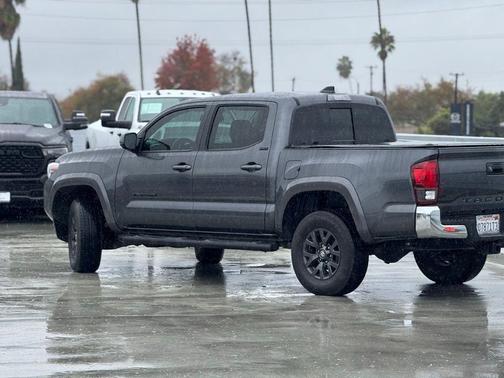 2023 Toyota Tacoma SR5