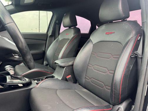 2022 Kia Forte GT