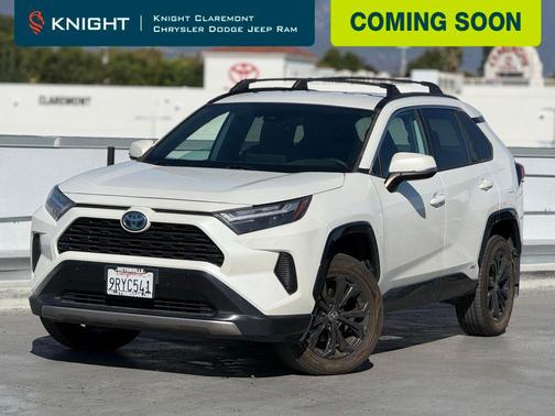2022 Toyota RAV4 Hybrid SE