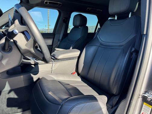 2023 Land Rover Range Rover Sport SE
