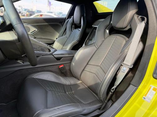 2024 Chevrolet Corvette Stingray w/3LT