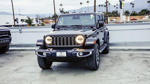 2026 Jeep Wrangler 4-Door Sahara 4x4