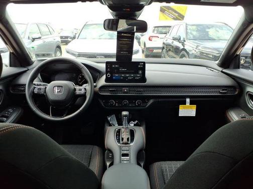 Crystal Black Pearl 2026 Honda HR-V AWD Sport