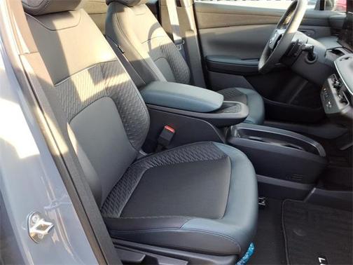 2026 Nissan Leaf PLATINUM+