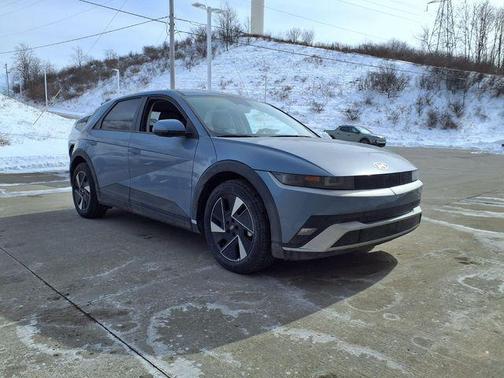 2026 Hyundai IONIQ 5 SE Standard Range