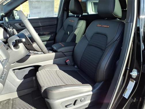 2025 Nissan Pathfinder Rock Creek 4WD