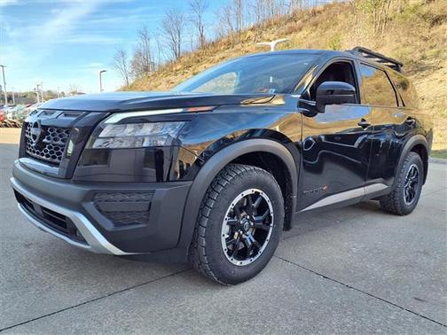 2025 Nissan Pathfinder Rock Creek 4WD