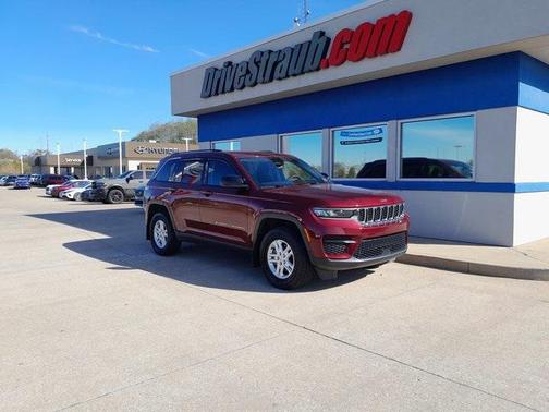 2023 Jeep Grand Cherokee Laredo