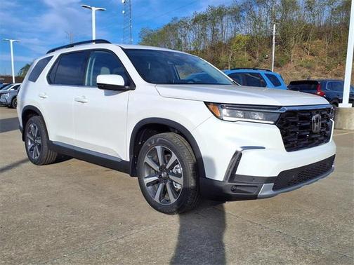 2025 Honda Pilot Touring 8-Passenger