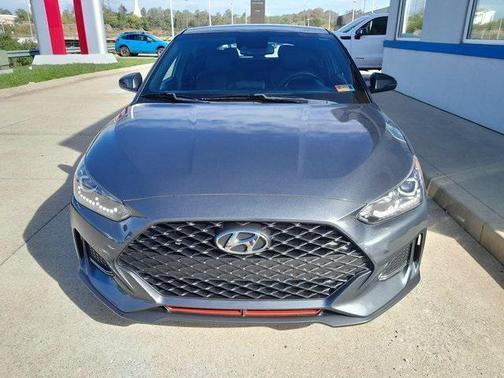 2019 Hyundai Veloster Base