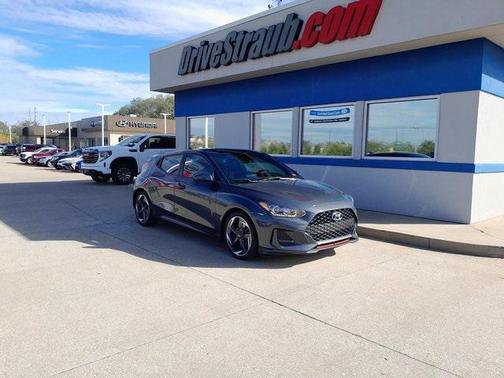 2019 Hyundai Veloster Base