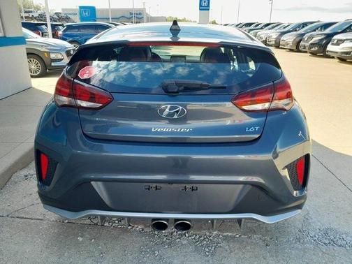 2019 Hyundai Veloster Base