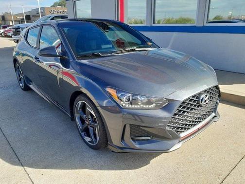 2019 Hyundai Veloster Base