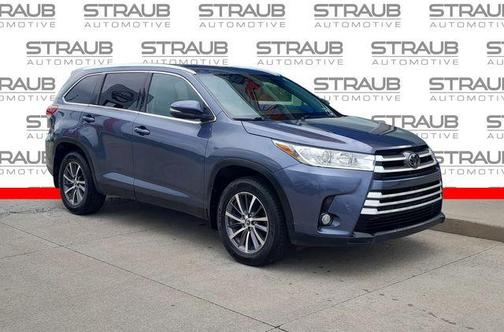 Shoreline Mist 2019 Toyota Highlander XLE