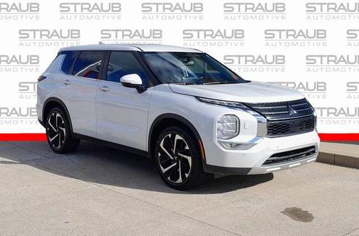 2022 Mitsubishi Outlander SE