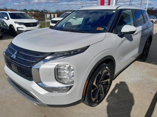 2022 Mitsubishi Outlander SE