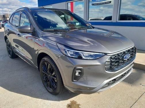 2025 Ford Escape ST-Line Elite