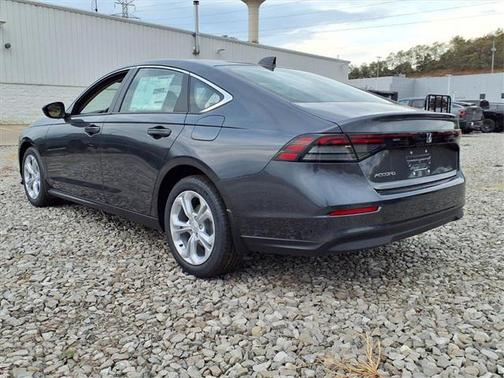 2025 Honda Accord LX 1.5T