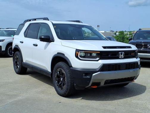 Platinum White Pearl 2026 Honda Passport AWD TrailSport Elite