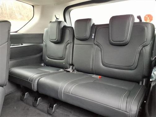 2026 Nissan Armada SV