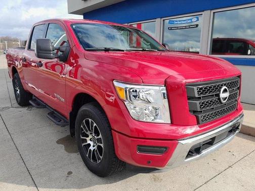 2024 Nissan Titan SV