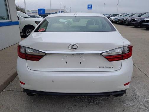 2018 Lexus ES 350 Base