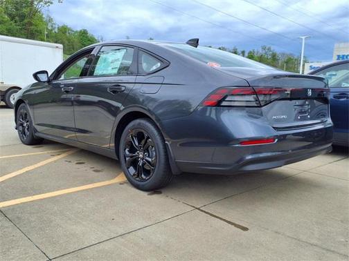 2025 Honda Accord Sport SE 1.5T