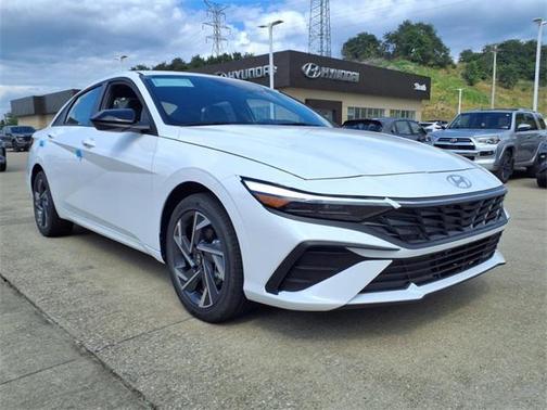2025 Hyundai ELANTRA HEV SEL Sport
