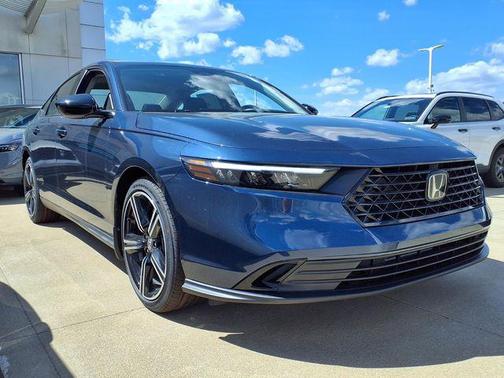 Canyon River Blue Metallic 2026 Honda Accord SE
