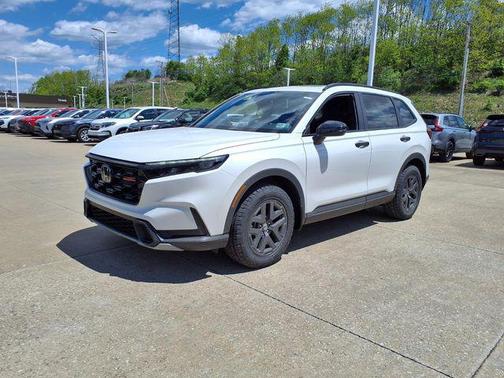 Platinum White Pearl 2026 Honda CR-V Hybrid TrailSport AWD