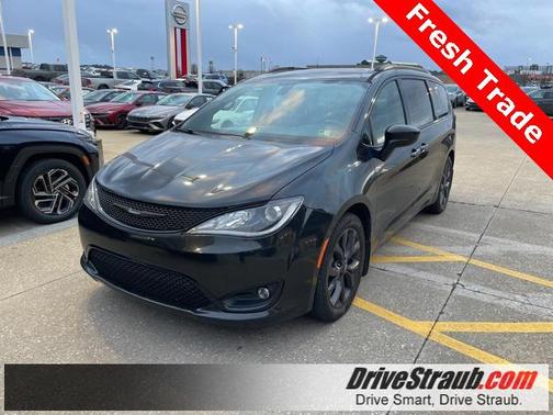 2018 Chrysler Pacifica Touring-L Plus