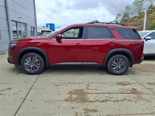 2025 Nissan Pathfinder SV 4WD