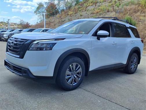 2025 Nissan Pathfinder SV 4WD
