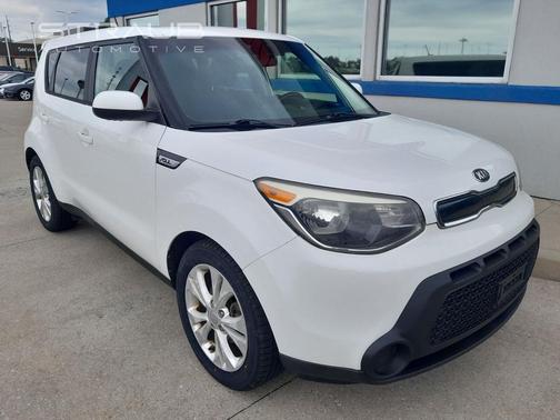 Clear White 2015 Kia Soul +