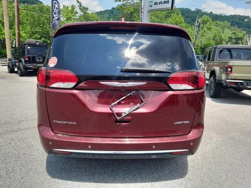 2018 Chrysler Pacifica Limited