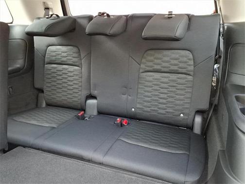 2025 Nissan Pathfinder S 4WD