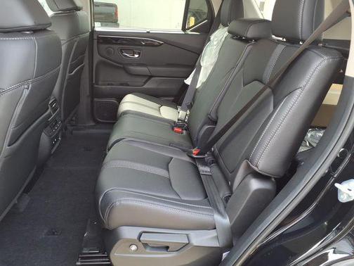 Crystal Black Pearl 2026 Honda Pilot EX-L