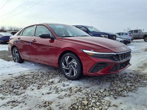 2025 Hyundai ELANTRA Sport