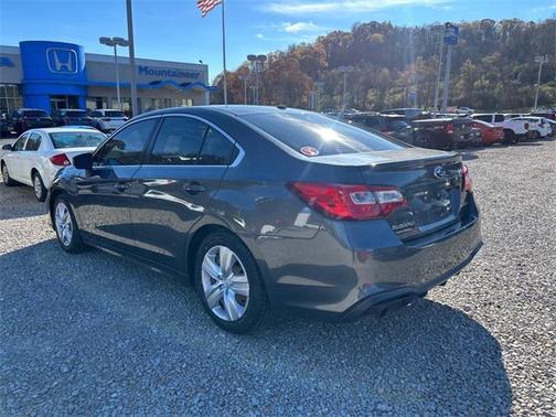 2019 Subaru Legacy Base
