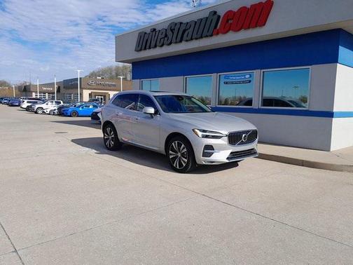 2023 Volvo XC60 B5 Plus Bright Theme